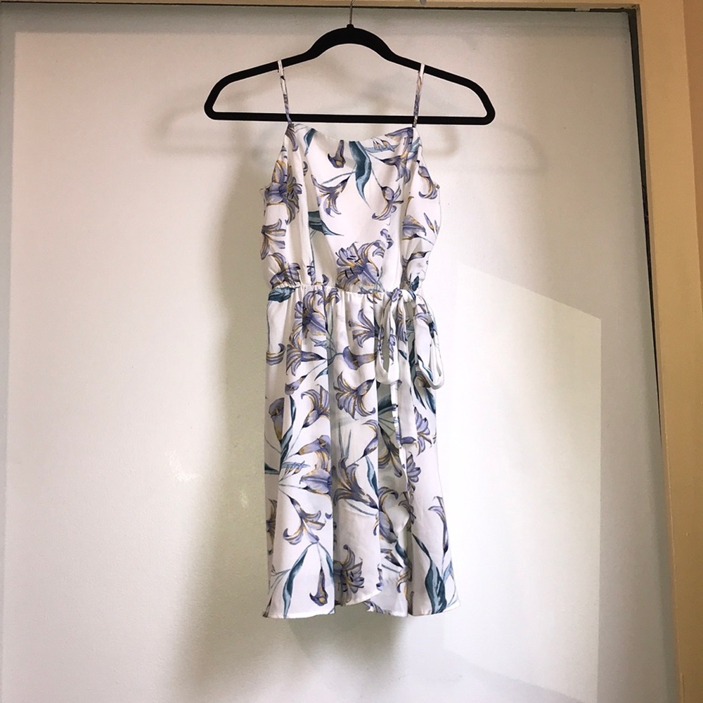 Juniors/ women’s summer floral dress